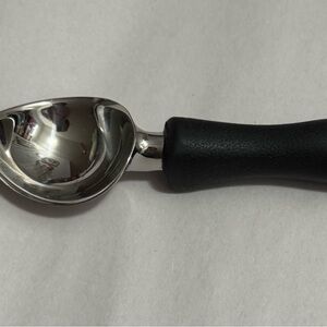 CUTCO Ice Cream Scoop Stainless Steel Bowl  & 8” Ergonomic Handle